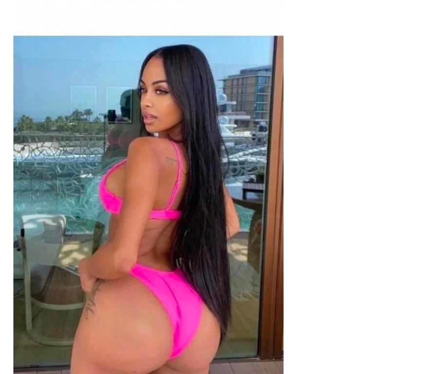 Escorts West London Hillingdon - Photos for girl's delight🤌🏼Very hot🔥 PartyGirl 🥂