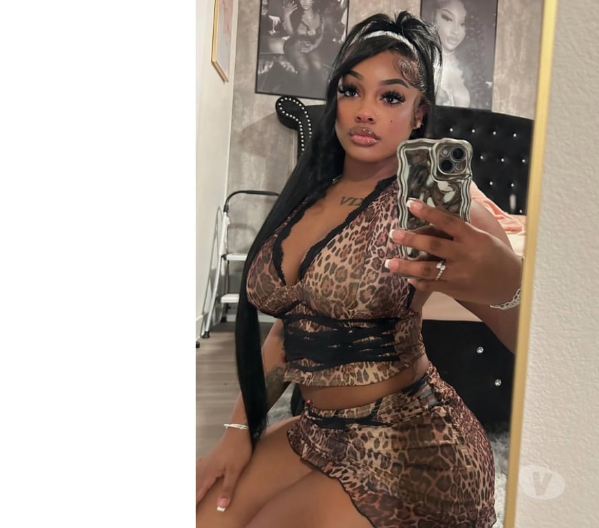 Escorts Ealing Southall - Ealing - Photos for New Baddie in Town here to PLAY 🎲💕🥰