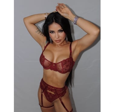 Photos for NAUGHTY JULIANA PARTY GIRL GFE STRAPON