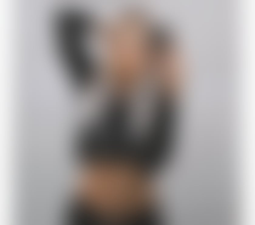 🖤Medea✨ Your Ultimate Escape with a Blonde Beauty ✨