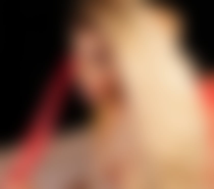 Escorts Glasgow Glasgow City Centre - Glasgow - Photos for LAURA SHEMAL SEXY, HOT and DOMINATRIX in GLASGOW