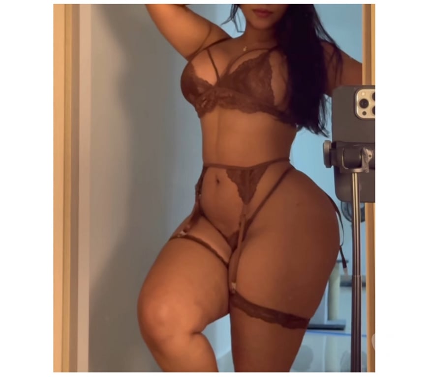 Escorts North London Enfield - Photos for First time in your city💋 the best SEX and Owo 🥰💋
