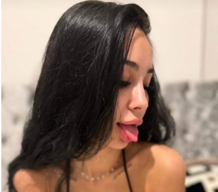  Escorts & Erotic Massage Portsmouth City Centre Portsmouth - Photos for Hello I'm Sarah new in town!!