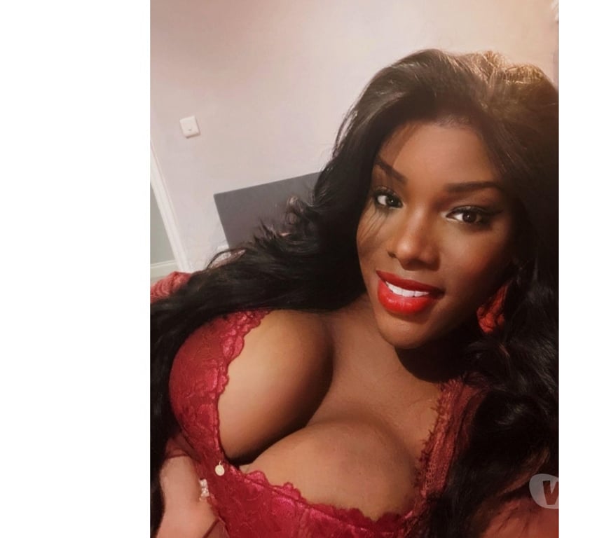 Escorts West Yorkshire Bradford - Photos for Sarah black ebony girl party 🇧🇷🥳