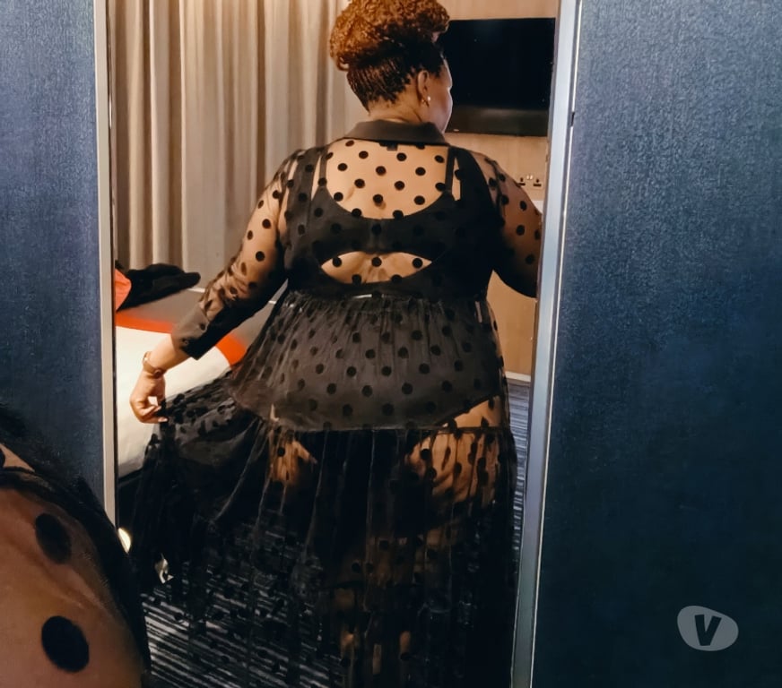 Escorts South East London Croydon - Photos for Thick Ebony Caramel Goddess