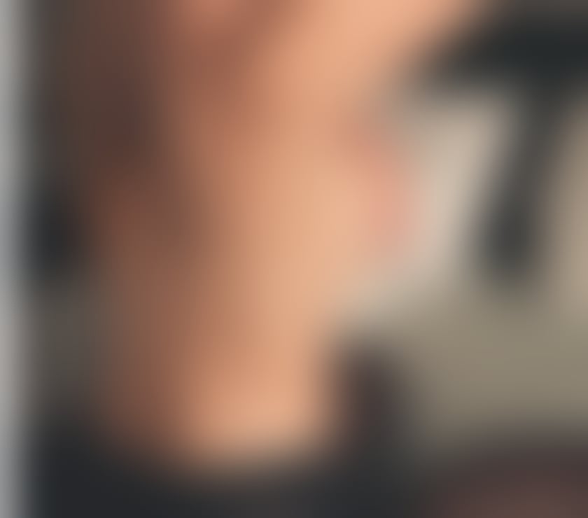 Escorts West Yorkshire Leeds - Photos for A discreet, polite, and captivating woman