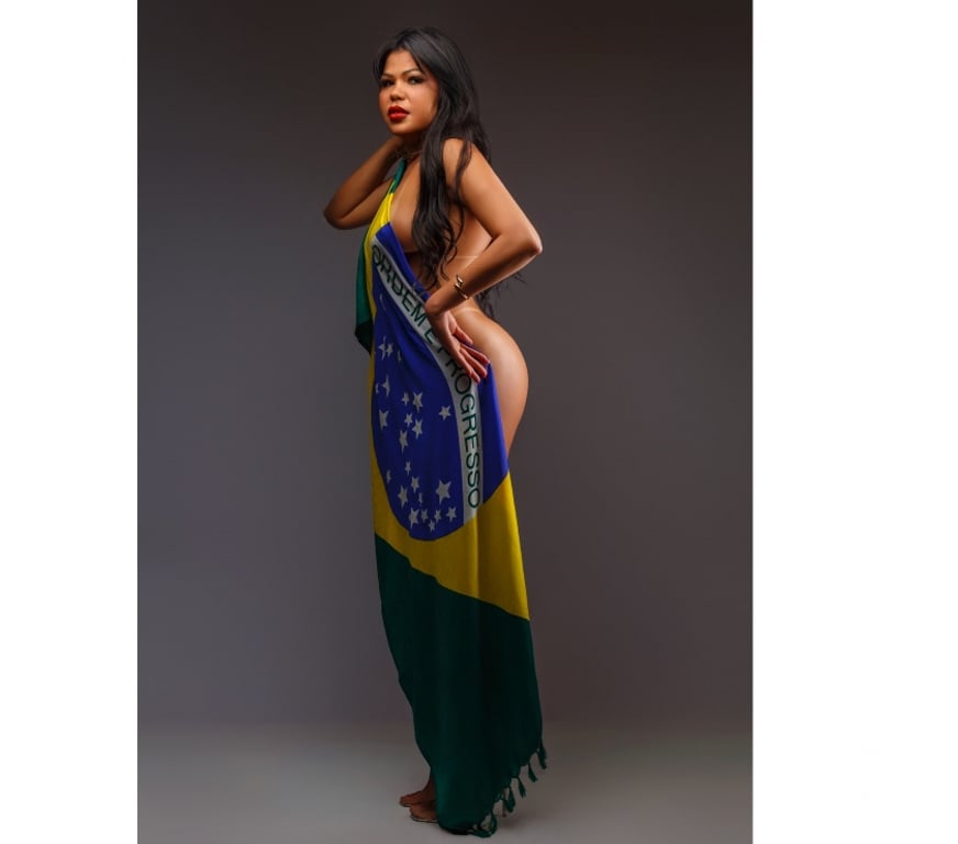 Escorts Kent Canterbury - Photos for Massage by Jolie