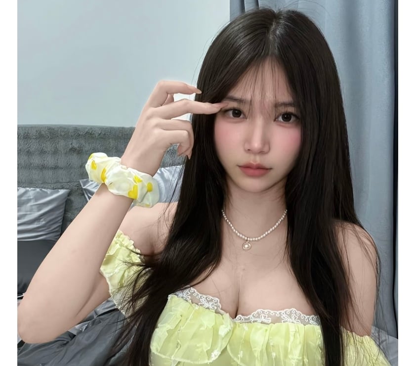 Top Asian Sexy Escort😍GF[嘴唇]Party Girl💃🏻