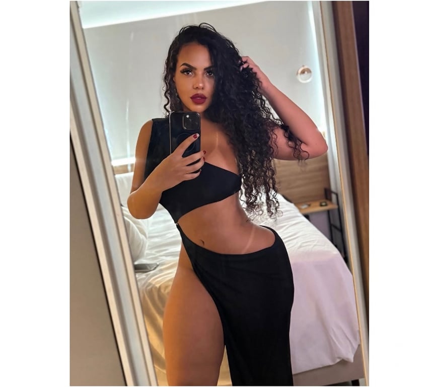 Escorts East London Aldgate East Station - East London - Photos for Larissa- From Brazil 🇧🇷📱07459110254