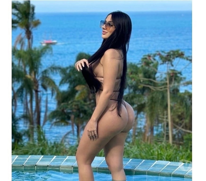 Escorts Kent Medway - Kent - Photos for 💯💢REAL CURWY BACK IN TOWN💢💯PARTYYYY🫣