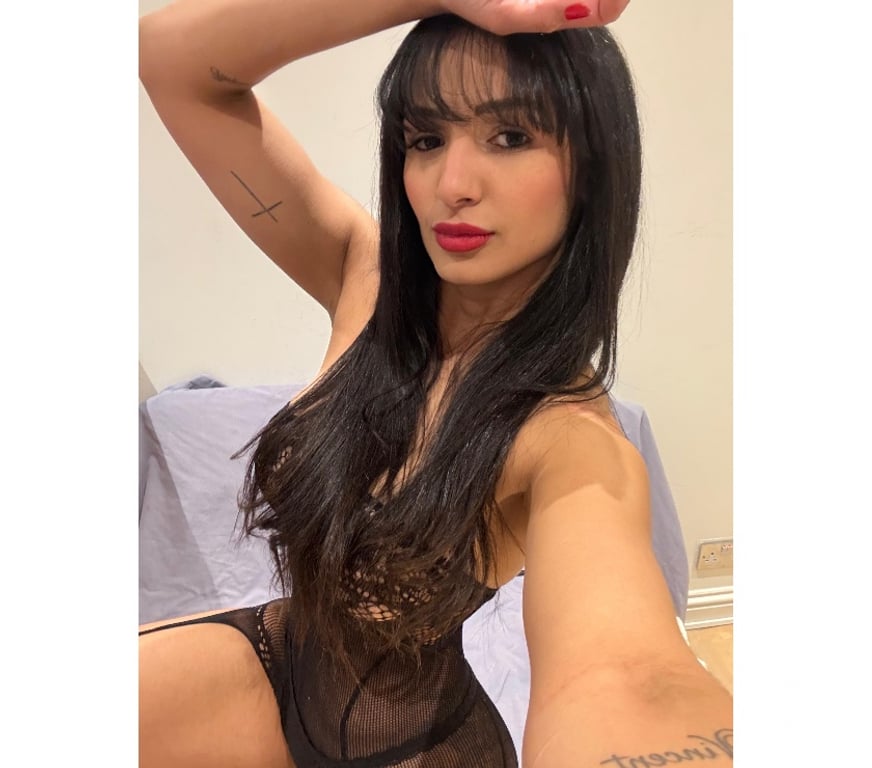 Escorts North West London Cricklewood - North West London - Photos for MAYA 🫦 here 24h party🫠 Willesden Green