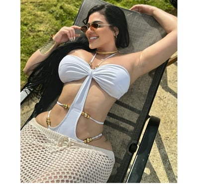  Escorts & Erotic Massage Weymouth Dorset - Photos for Dora Brazilian 🇧🇷 hot and Party 🍸🍑