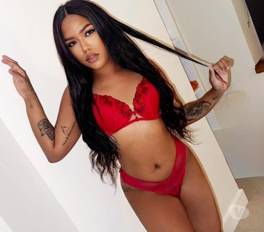 Trans Escorts Nottinghamshire Nottingham - Photos for Valeska Foxx TS Brazilian