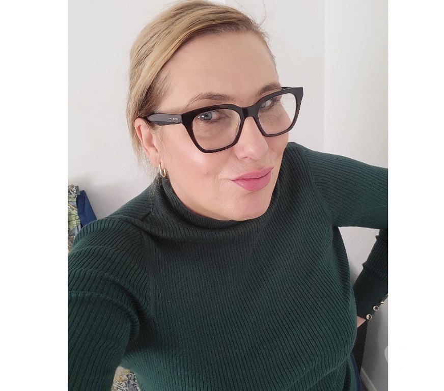 Adult Entertainment North Yorkshire Acaster Selby - York - Photos for Curvy english rachel