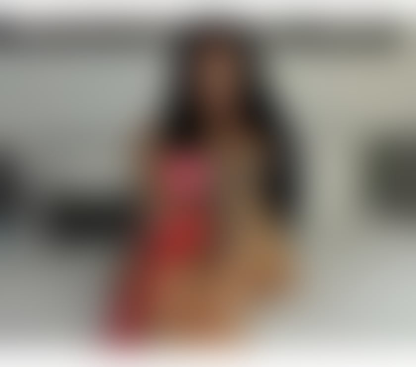 Escorts Lincoln City Centre Lincoln - Photos for Hey is my first day here new girl available for the party