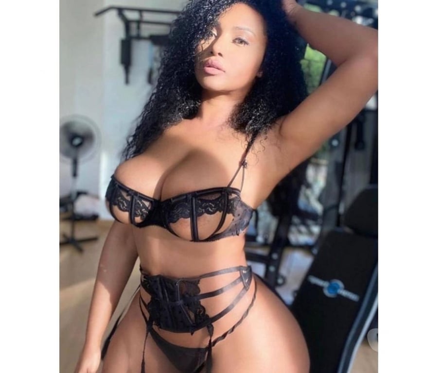 Escorts East London Walthamstow - East London - Photos for ANNA! Best Brazilian Service in E17!🔥