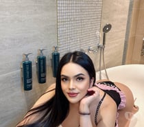 POPPY THAI TS BEST SERVICE IN DARTFORD