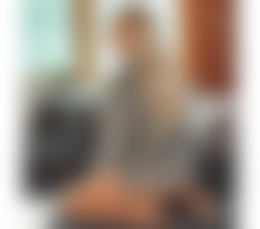 ✨💛BLONDE BIG ASS IN THE CITY💛🌟