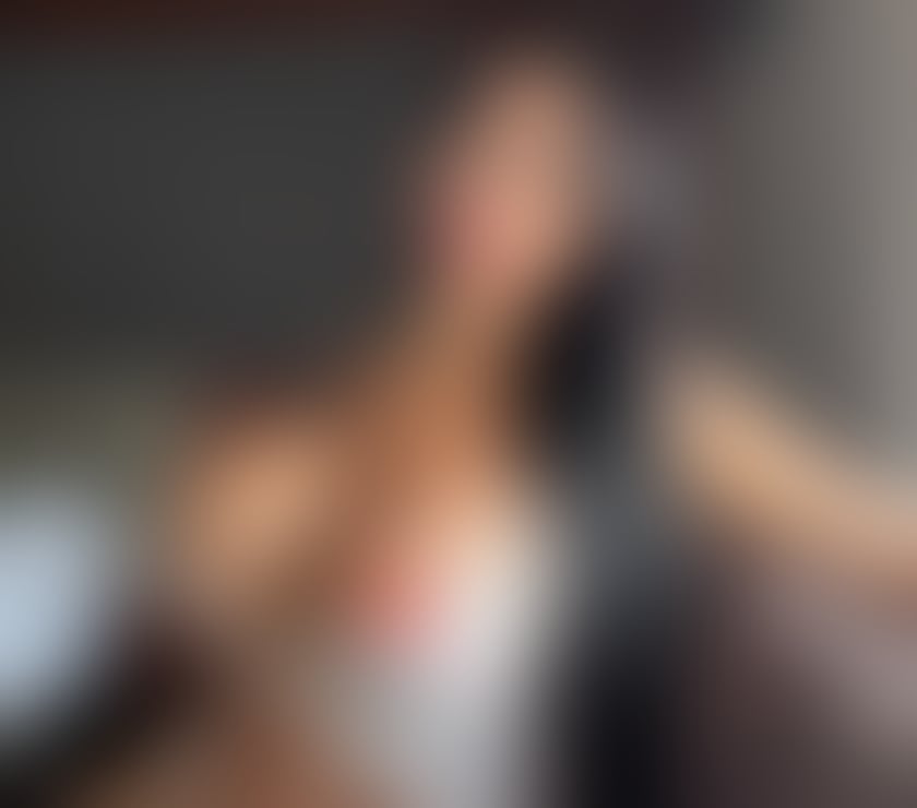 Trans Escorts Essex Colchester - Photos for Camila Mature transexual in town come try ❤️😈