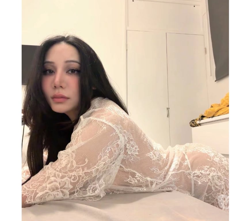 Escorts East London Canary Wharf - East London - Photos for Half Thai half Russian New model ready to serve Rose