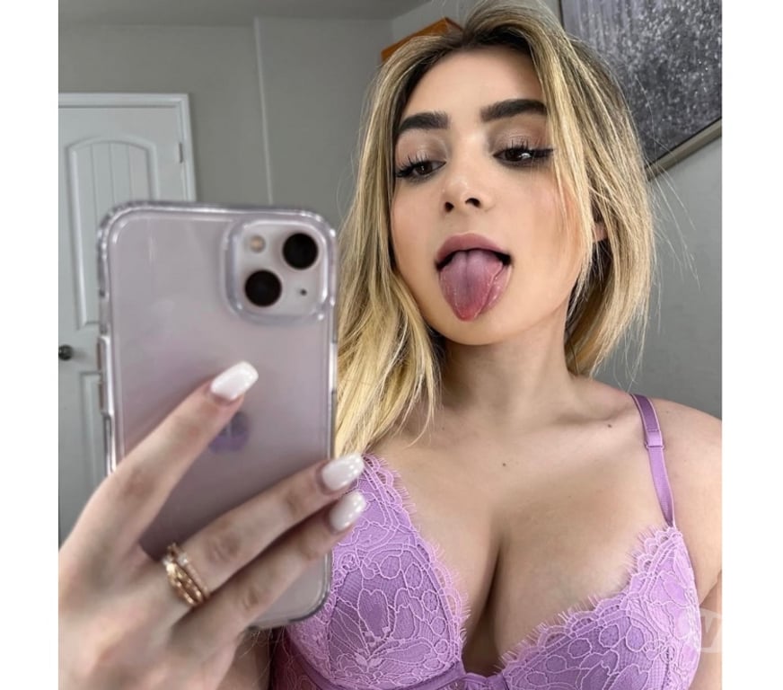 Escorts East London Canary Wharf Station - East London - Photos for 💦❤️‍🔥Polly party high class