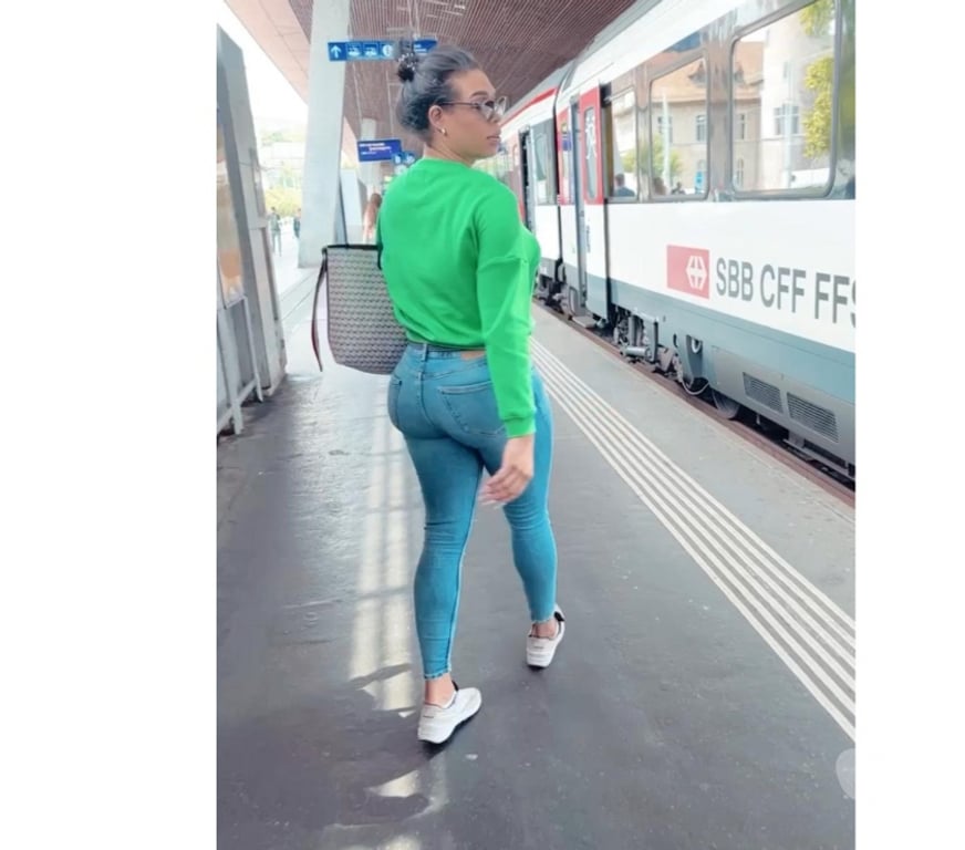 Trans Escorts North London Seven Sisters - North London - Photos for Naughty TS KITTY 🪩 🔝HOTTEST🍒Red Hot