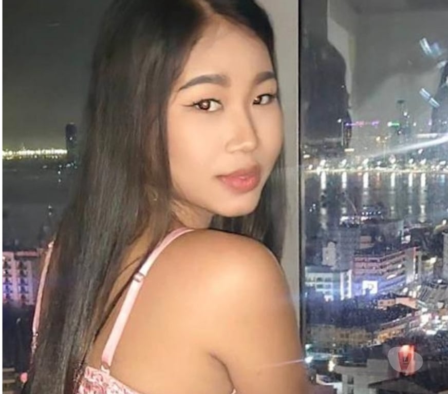 Escorts Buckinghamshire Milton Keynes - Photos for STUNNING THAI LEYLA BACK IN TOWN