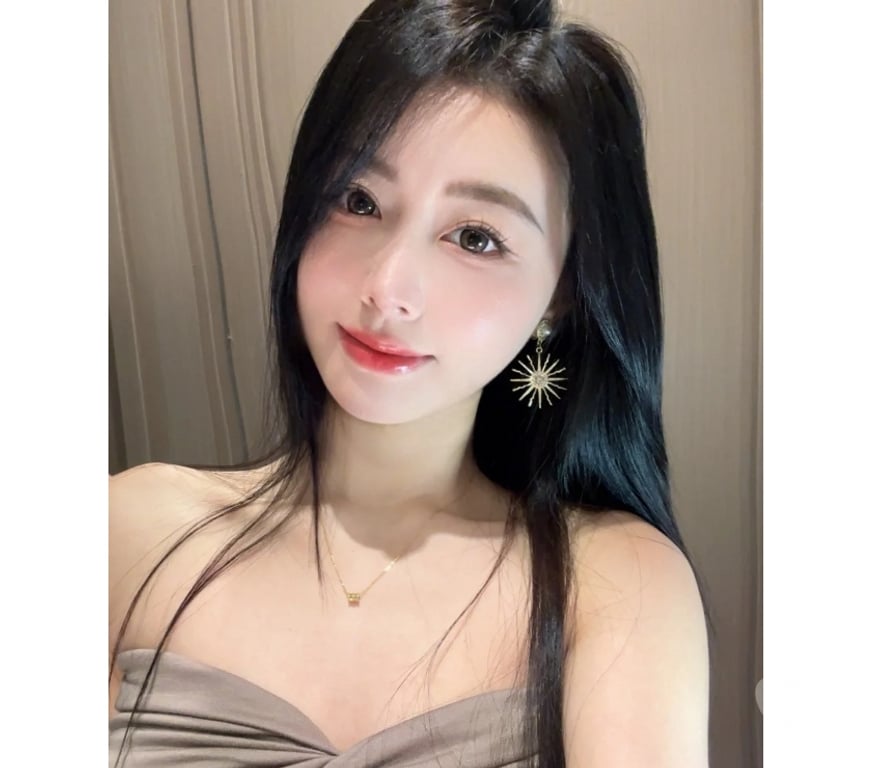 Escorts West Yorkshire Leeds - Photos for 💕Party Asian girl, good service, NEW in HERE💕