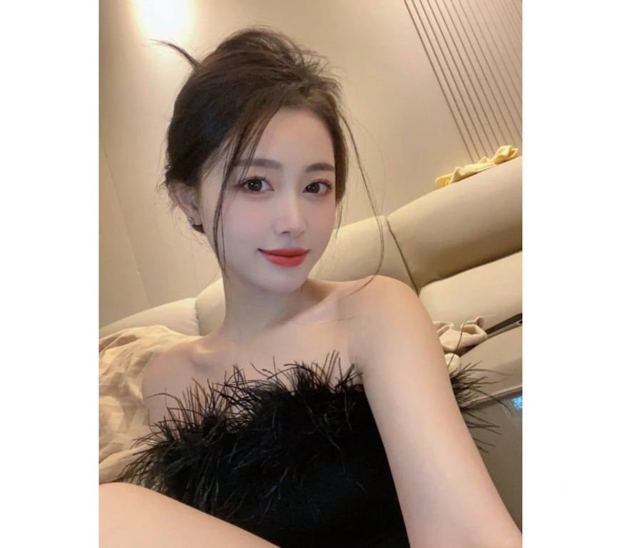 Escorts West Yorkshire Leeds - Photos for 💕Party Asian girl, good service, NEW in HERE💕