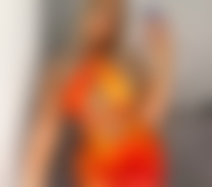 Escorts and Massages London Gatwick Airport Crawley - Photos for Ⓢⓔⓧⓨ ⓑⓛⓞⓝⓓⓔ 🄿🄰🅁🅃🅈 24 🄷