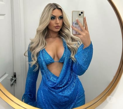 Escorts and Massages London Gatwick Airport Crawley - Photos for Ⓢⓔⓧⓨ ⓑⓛⓞⓝⓓⓔ 🄿🄰🅁🅃🅈 24 🄷