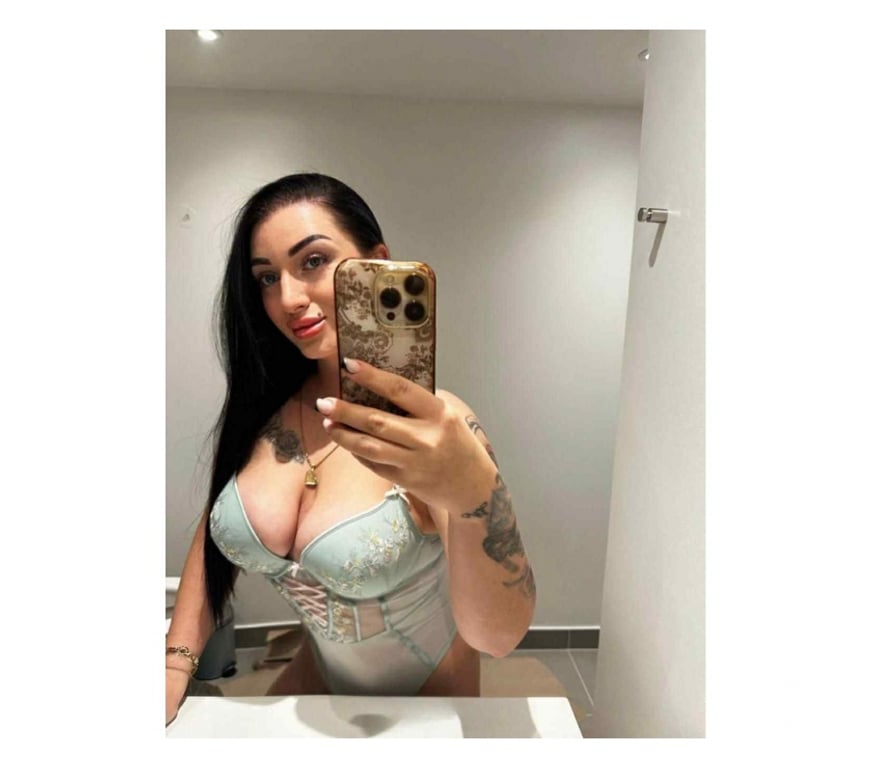 Escorts Worcestershire Worcester - Photos for NEW BRUNETTE WITH BIG BOOBS😍BEST SERVICES