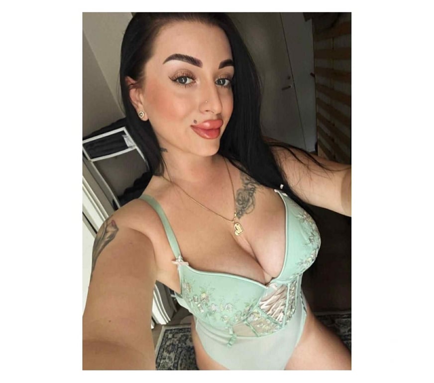 Escorts Worcestershire Worcester - Photos for NEW BRUNETTE WITH BIG BOOBS😍BEST SERVICES