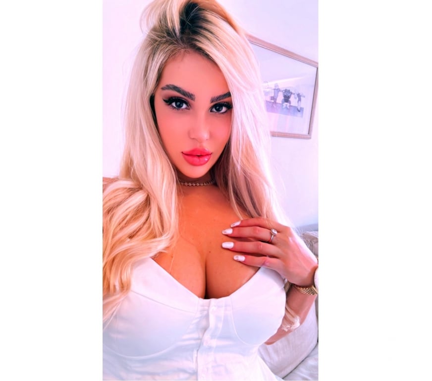 Escorts Norfolk Norwich - Photos for 🍓🍓 STUNNING BLONDIE Mika PARTY🍓🍓