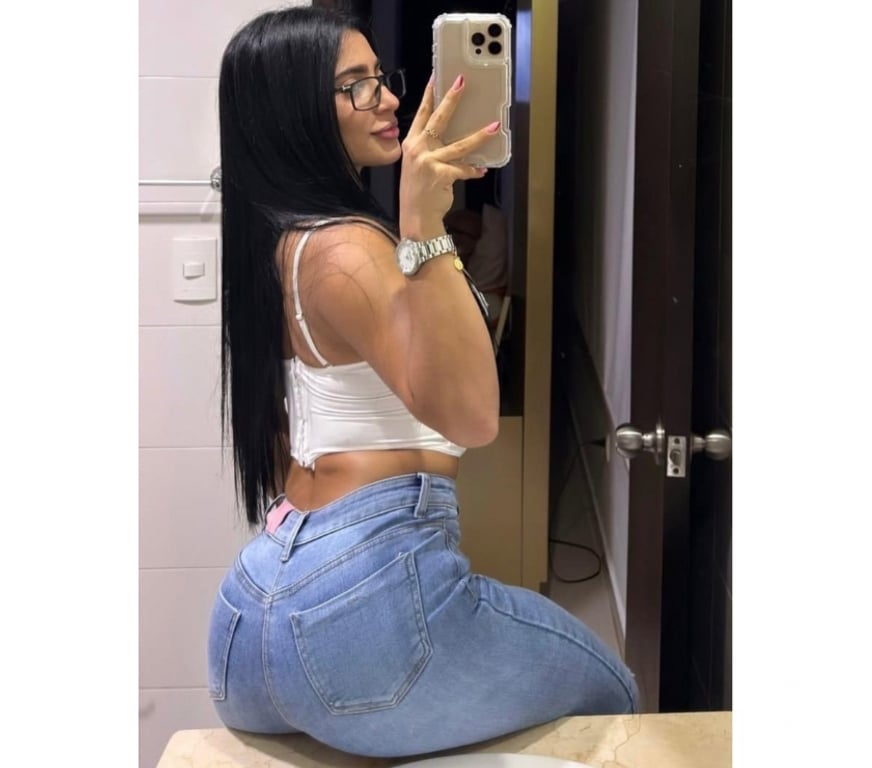 Escorts South West London Sutton - Photos for BRUNETTE GIRLFRIEND EXPERIENCE💋💦👅OWO&CIM