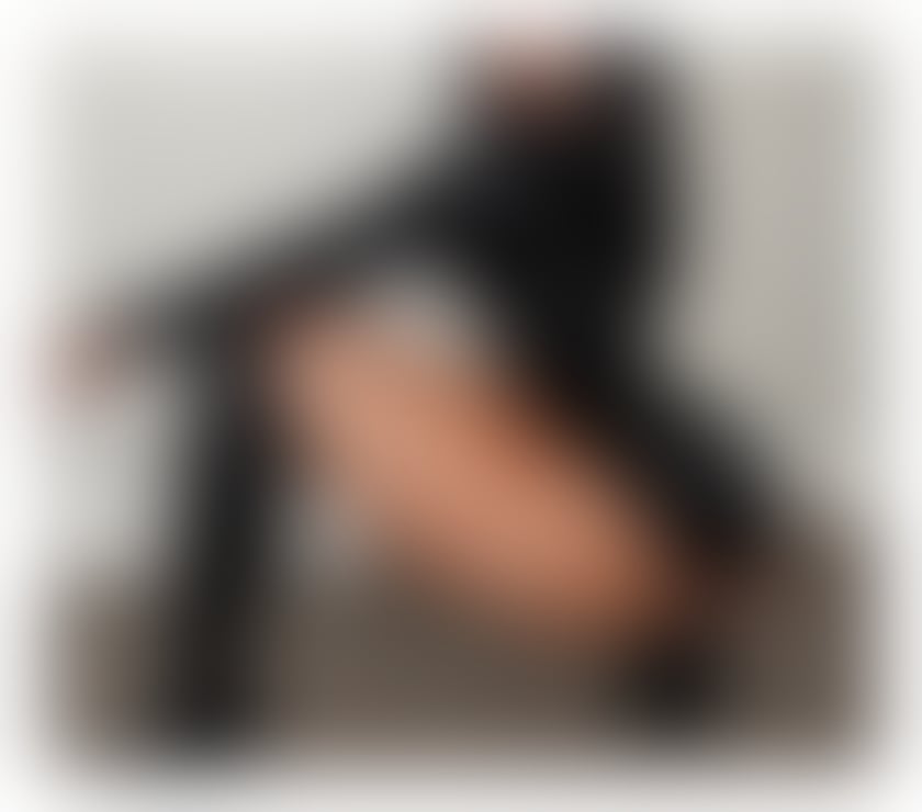 Escorts Hampshire Rushmoor - Photos for Ally – Classy, Captivating & Full of Grace 🌙