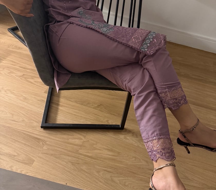 Escorts Birmingham Birmingham - Photos for Apni Pakistani Kuri what’s up me 07493963516