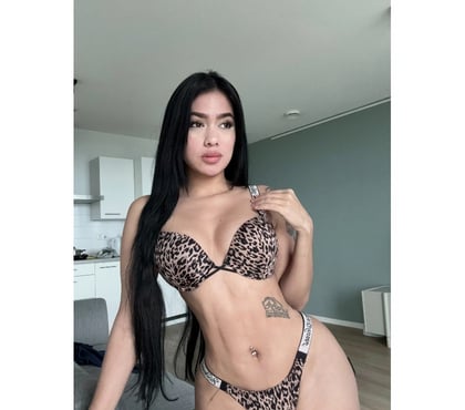 Independent Escorts Woolwich South East London - Photos for Caroline latina 👸sweet sexy girl 💞