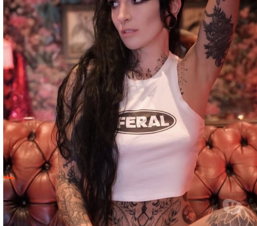 Escorts Devon Plymouth - Photos for Tattooed petite woman looking to party