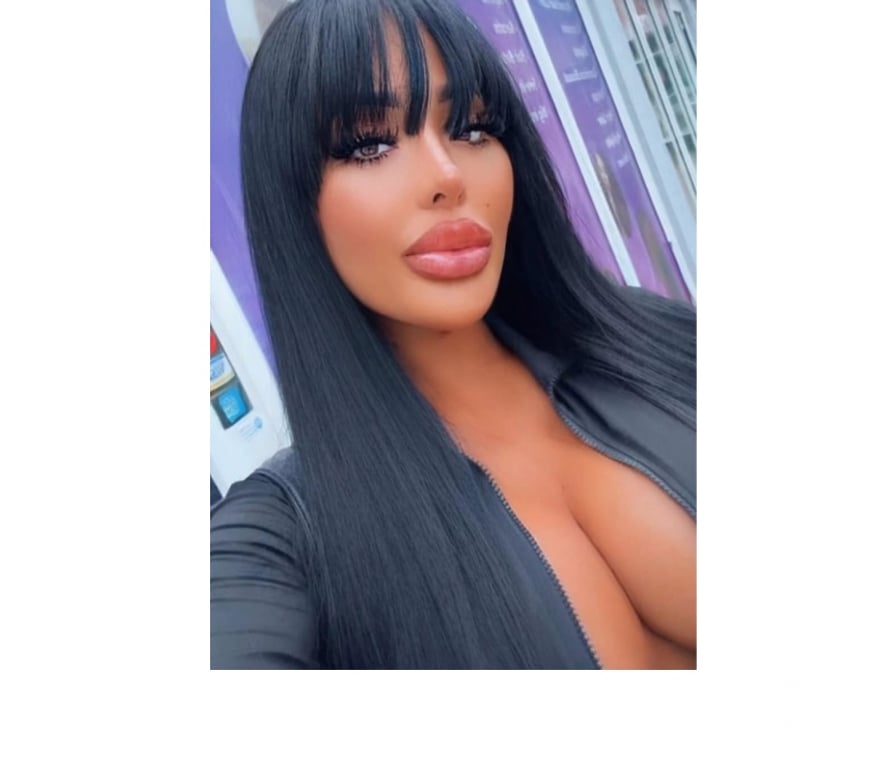 Escorts South East London Deptford - South East London - Photos for Karolina HOT BRAZILIAN 🇧🇷