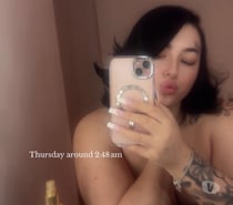 Brunette thick Jodie