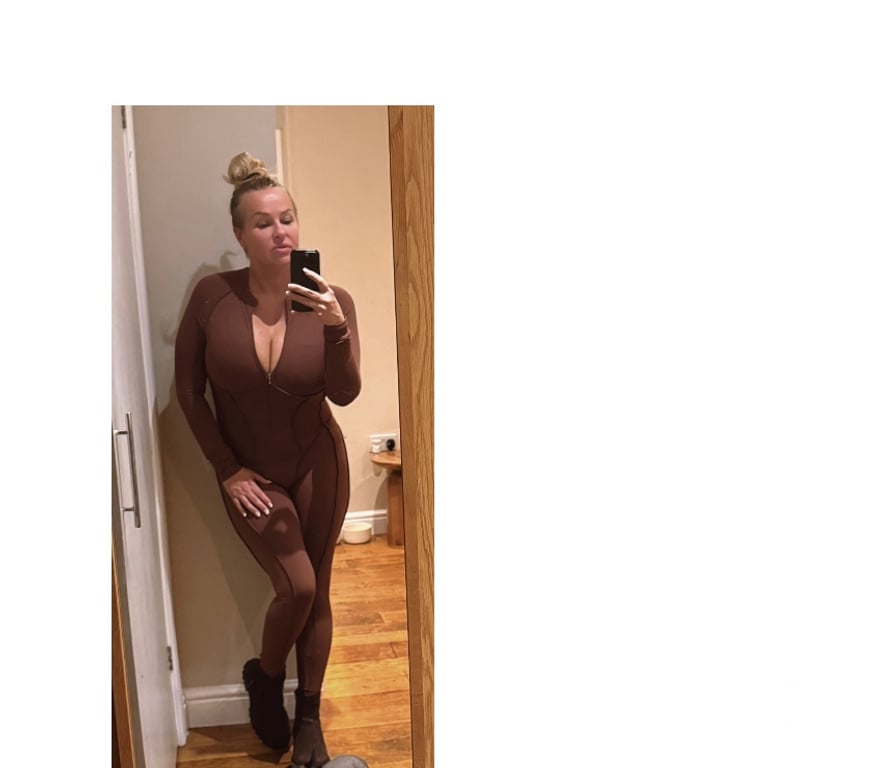 Escorts Merseyside Saint Helens - Photos for Polish Pie Pandora Mature City centre!SLIMMER FIGURE!!!