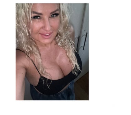 Escorts Dentons Green Saint Helens - Photos for Polish Pie Pandora Mature City centre!SLIMMER FIGURE!!!