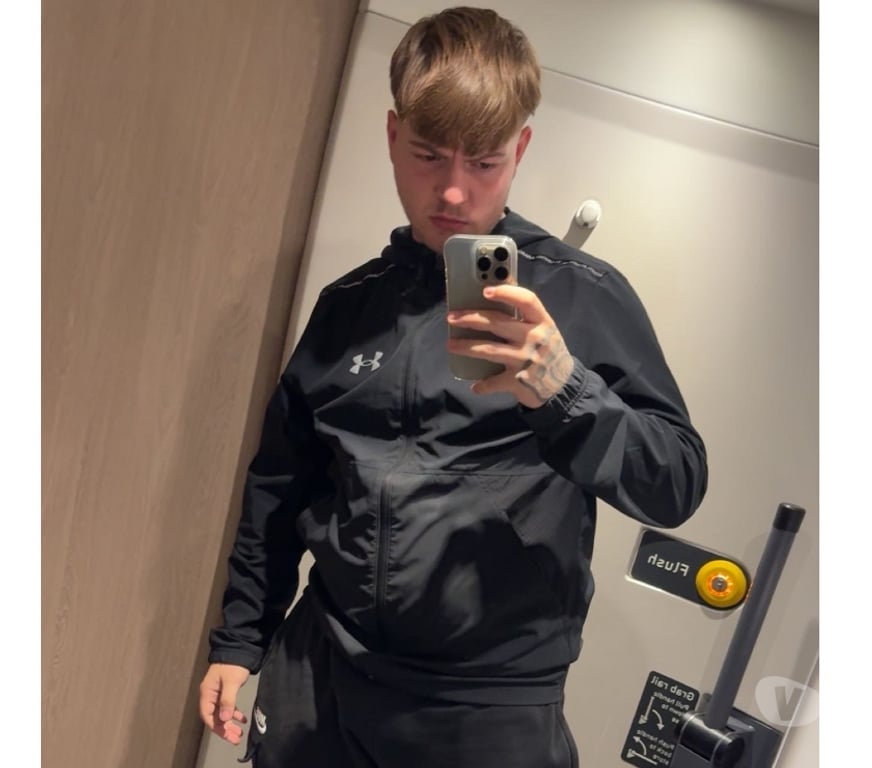  Gay massage Hull Hull City Centre - Hull - Photos for Chavvy 21 year old