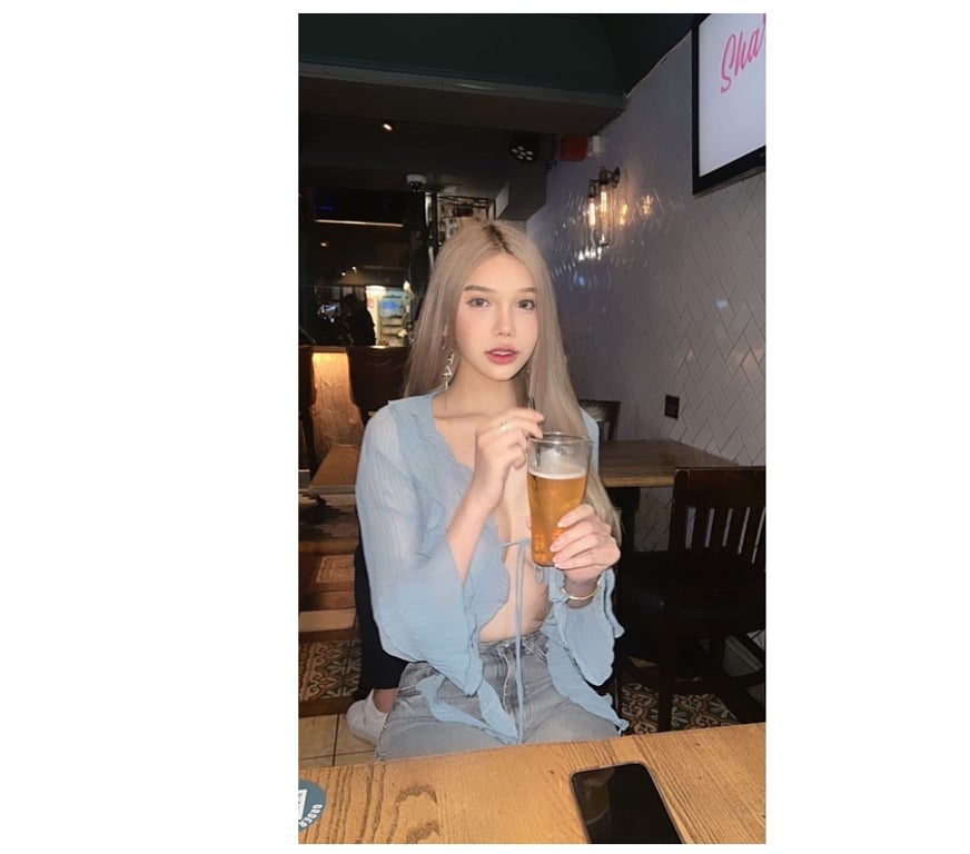 Escorts Hampshire Hart - Photos for Emmy best escort