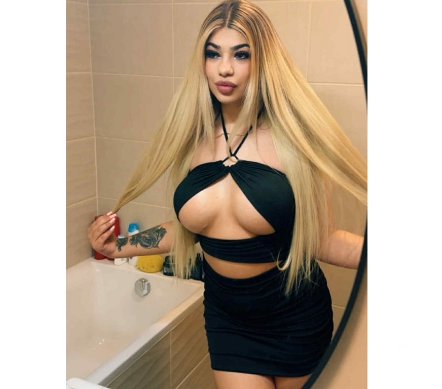 Escorts East London Leytonstone - East London - Photos for Sexy Victoria doll 💦💦