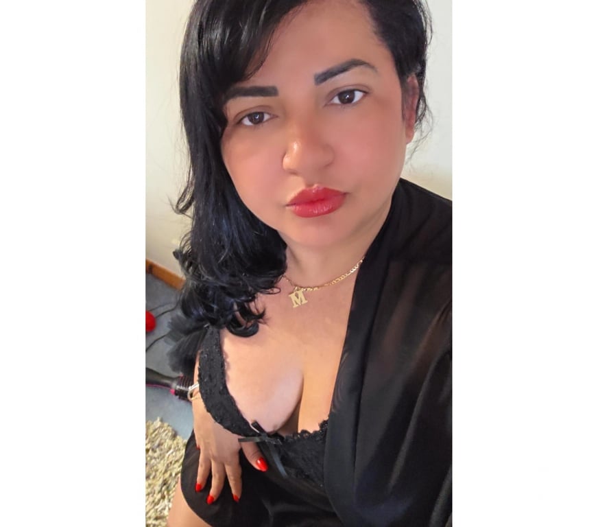 Escorts Devon Exeter - Photos for Julie GFE Brazilian girl 👧 😍