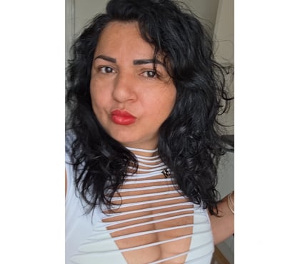 Escorts Exeter City Centre Exeter - Photos for Julie GFE Brazilian girl 👧 😍