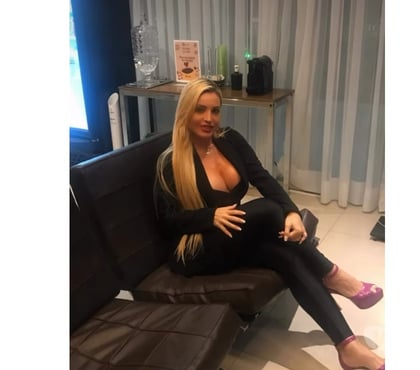 Photos for I'm Bella, party girl 🇧🇷 NAUGHTY 🍒🥂💋