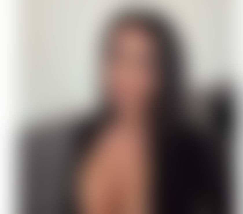 Escorts South East London Bromley - Photos for LUIZA 🔥 GFE 🥰 PARTY GIRL 🥳